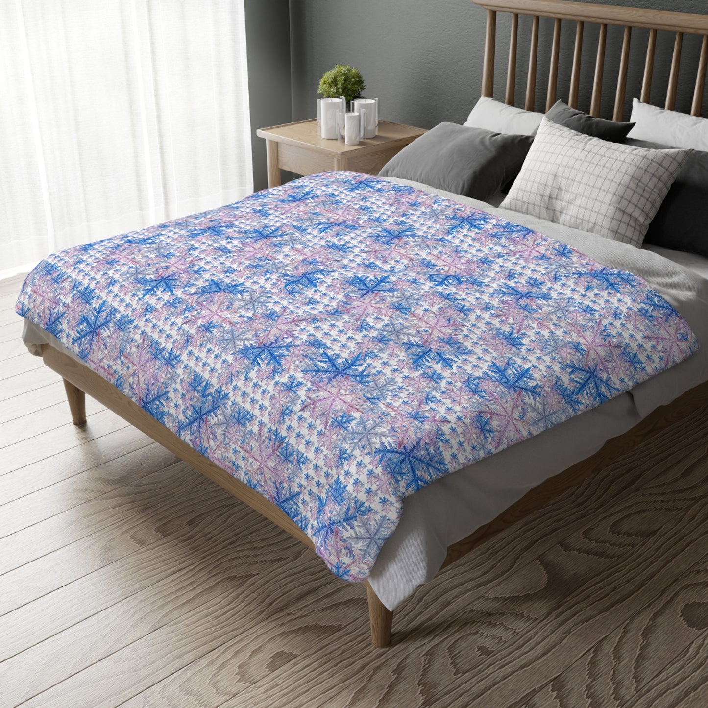 Winter WonderLand Collection SnowFlakes Design Throw Blanket Snowflakes Velveteen Microfiber