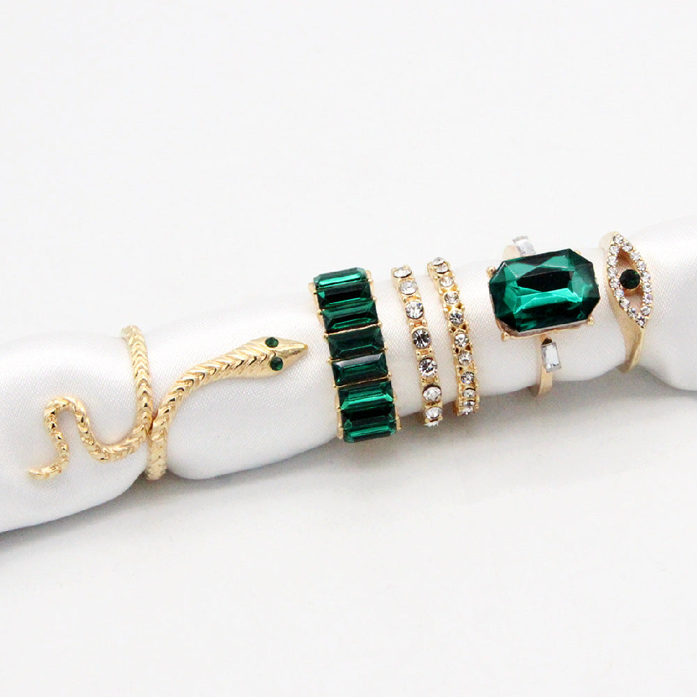 ZODIAC TAURUS Emerald BirthStone & Serpentine 6-Piece Ring